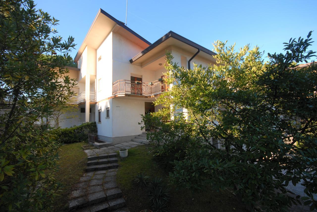 Villa Azalea Lignano Sabbiadoro Exterior foto